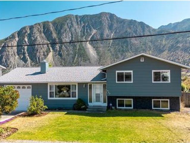 House for sale in Keremeos, British Columbia