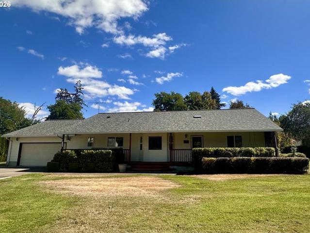 House for sale in Oregonia