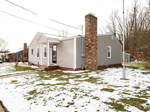 House for sale in Malvern, Ohio