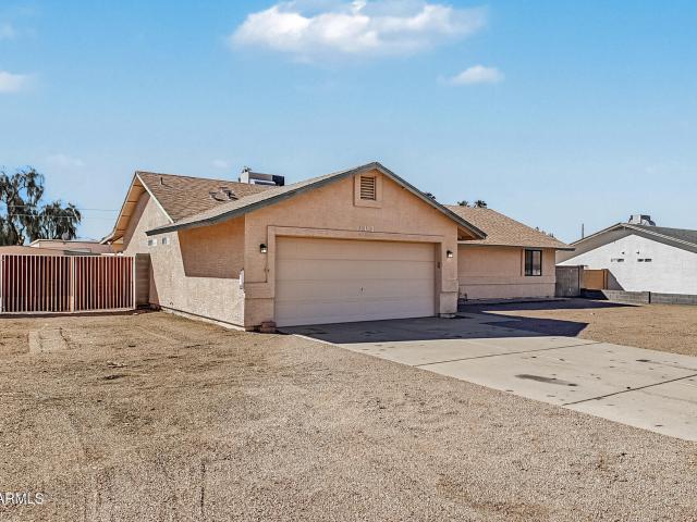 House for sale in Apache Junction, Pinal County