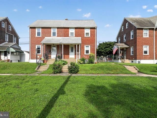 Townhouse for sale in Delco, Pennsylvania