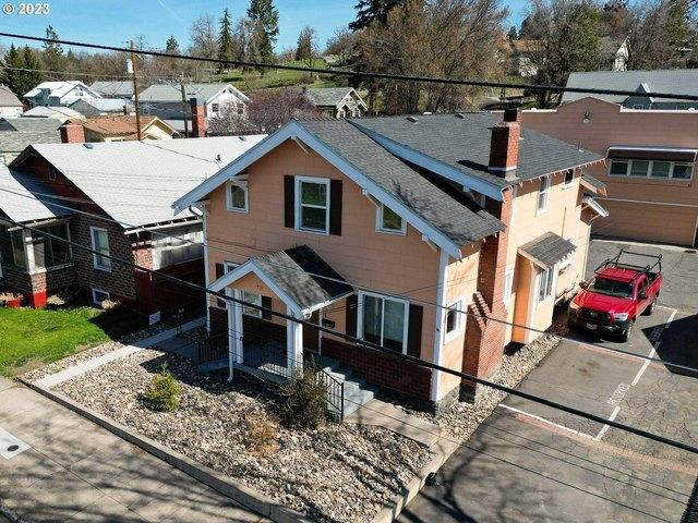 House for sale in Oregonia