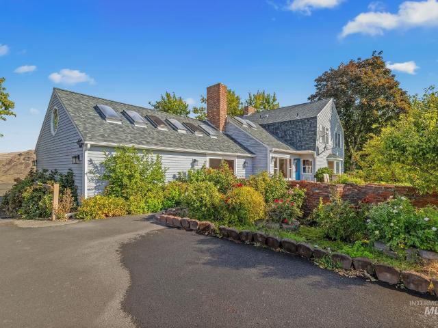 House for sale in Silcott, Clarkston