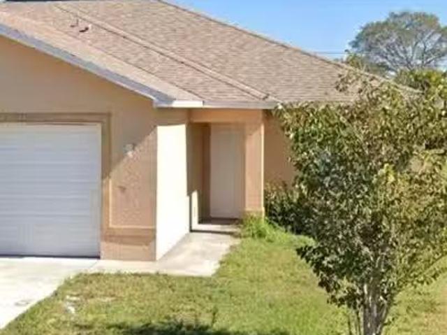 Condo for rent in Cape Coral