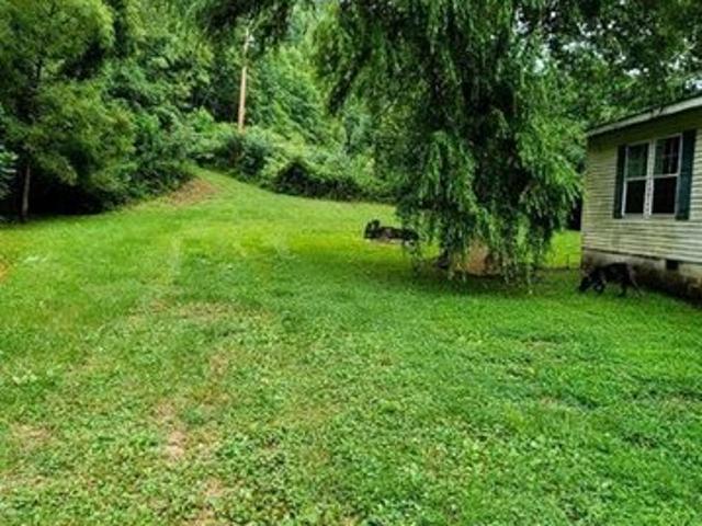 House for sale in Emmalena, Kentucky