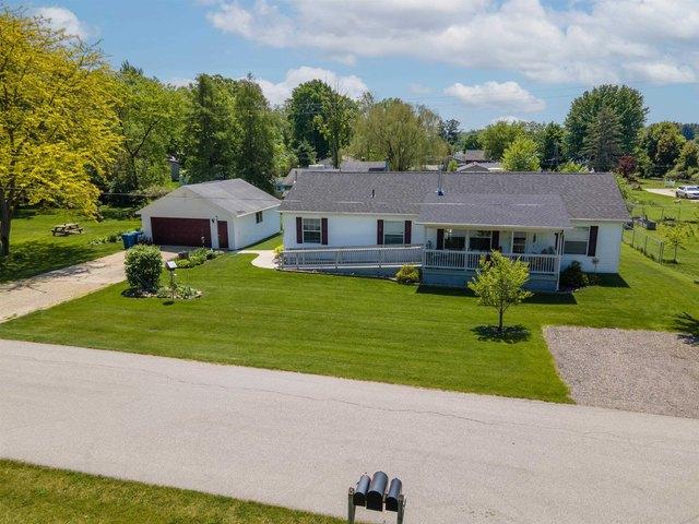 House for sale in Sanford, Michigan
