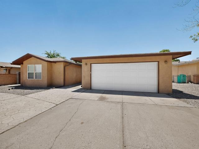 House for sale in New Mexico