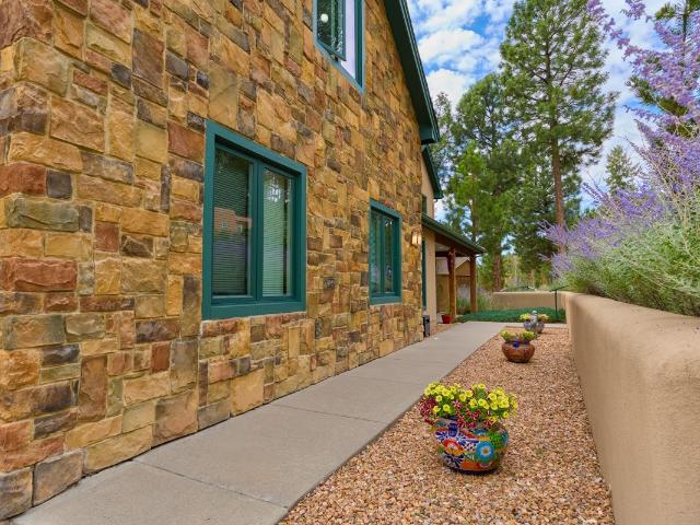House for sale in Los Alamos, New Mexico