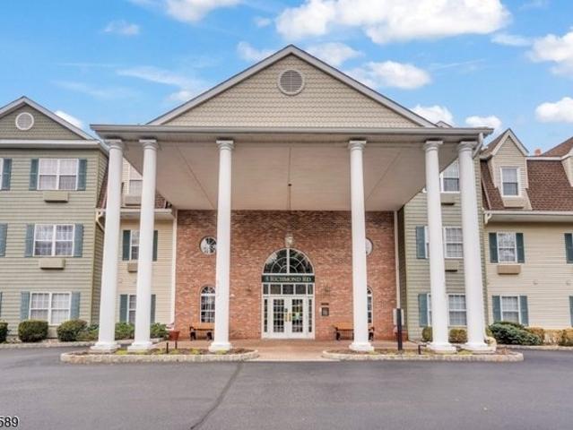 Condo for sale in Passaic, New Jersey