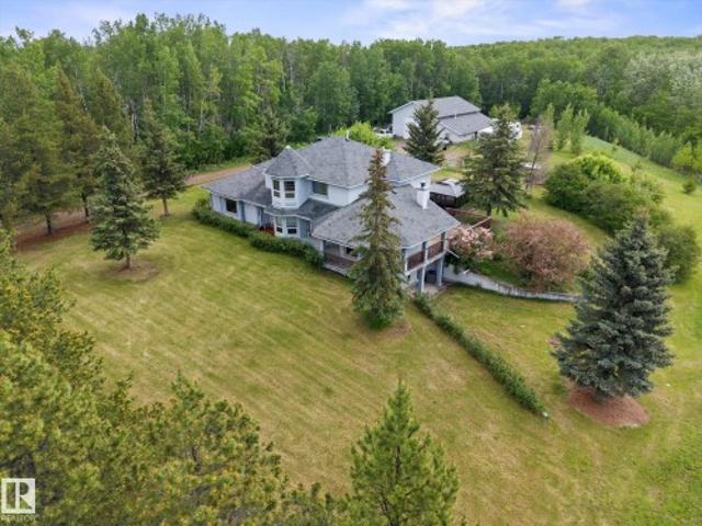 House for sale in Alberta