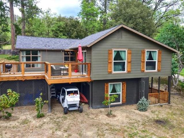 House for sale in Bass Lake, California