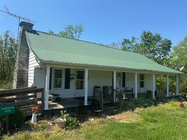 House for sale in Burkesville, Kentucky