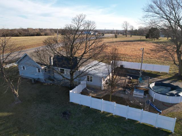 House for sale in Barry, Missouri