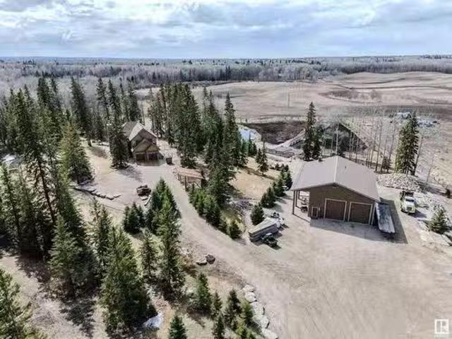 House for sale in Alberta
