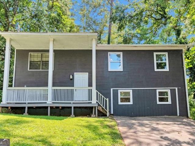 House for sale in Stone Mountain, DeKalb County