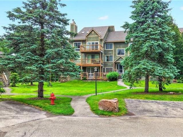 Condo for sale in Hidden Valley, Pennsylvania