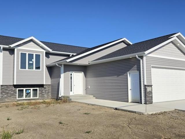 House for sale in Bismarck, Burleigh County