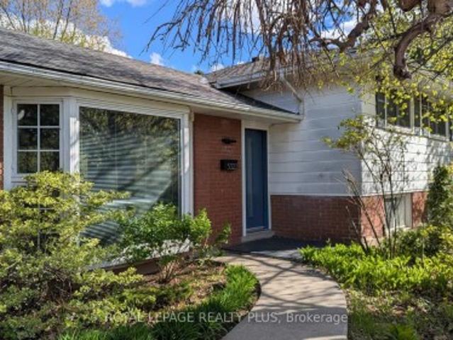 House for sale in Burlington, Ontario