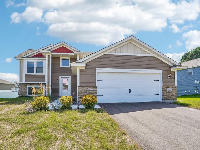 House for sale in North Branch, Chisago County