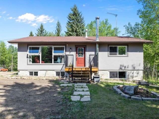 House for sale in Alberta
