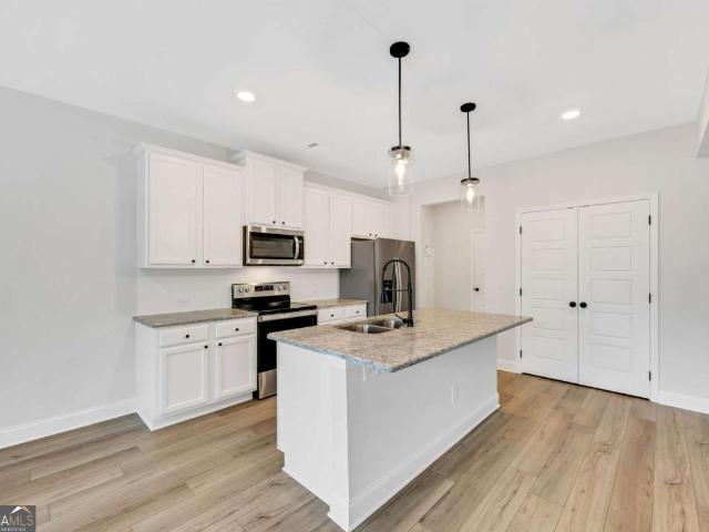 House for sale in Oakwood, Georgia