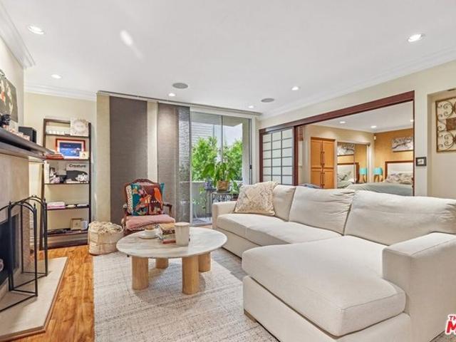 Condo for sale in Encino Neighborhood Council District, Canoga Park
