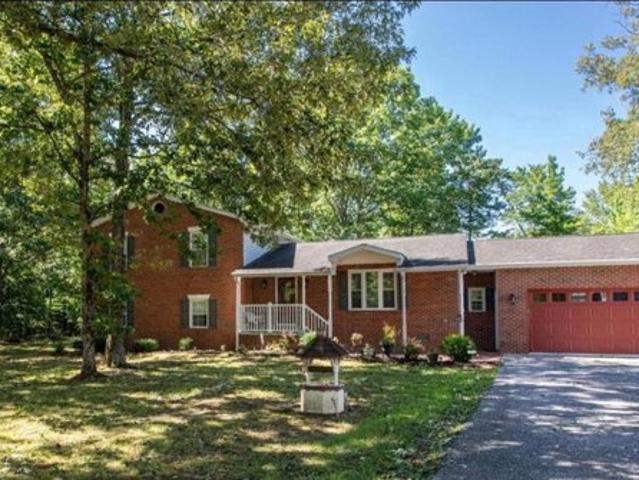House for sale in Pomfret, Maryland