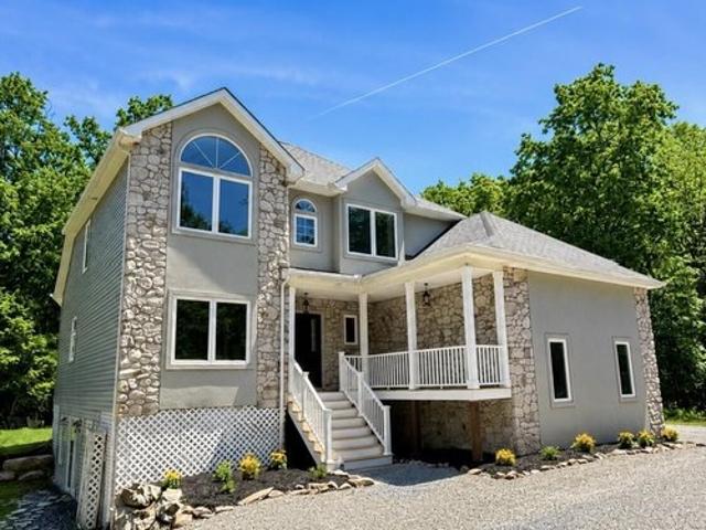 House for sale in Mountainhome, Barrett Township