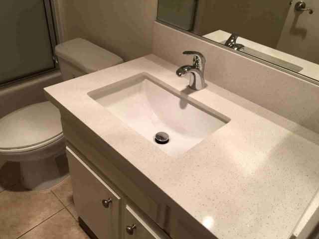 Apartment for rent in Canoga Park, California