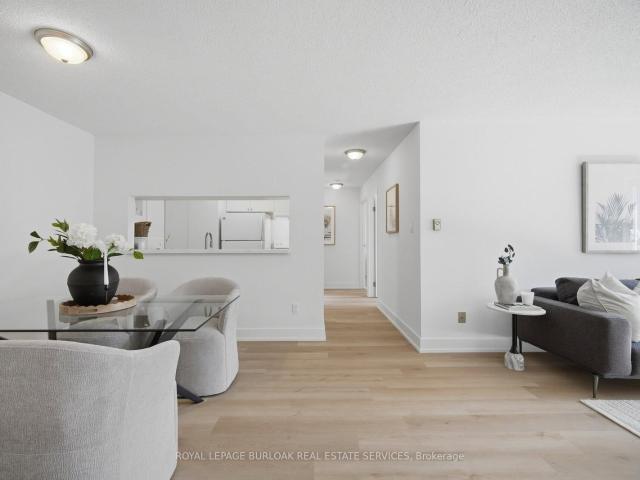 Condo for sale in Oakville, Ontario