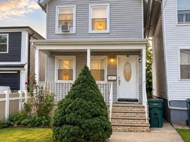 House for sale in Perth Amboy, New Jersey
