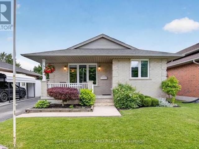 House for sale in St. Thomas, Ontario