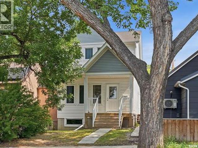House for sale in Saskatoon, Saskatchewan