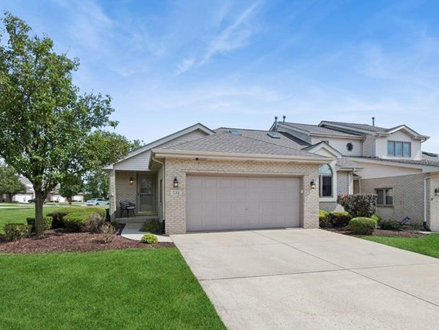 Townhouse for sale in New Lenox, Illinois