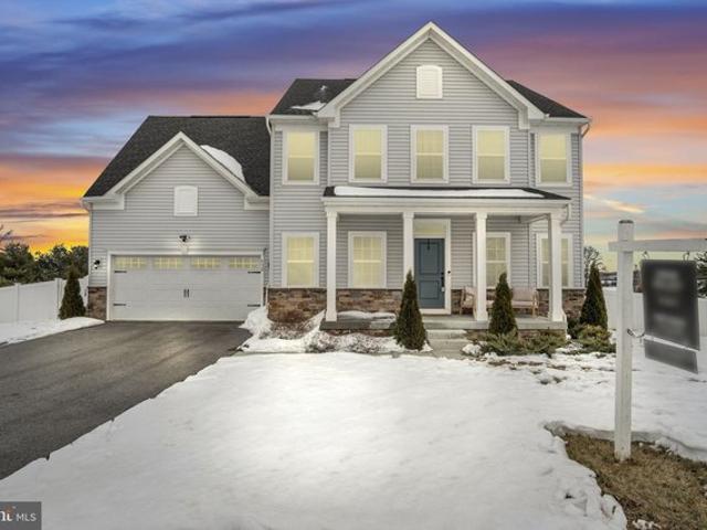 House for sale in Spring Grove, Pennsylvania