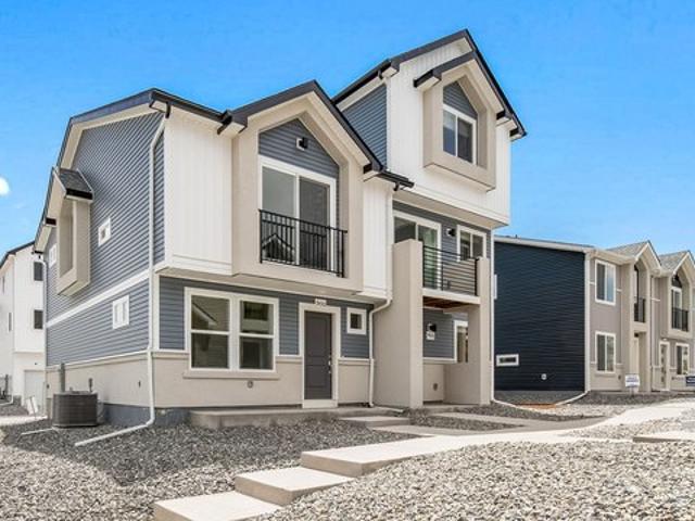 Townhouse for sale in Saratoga Springs, Utah