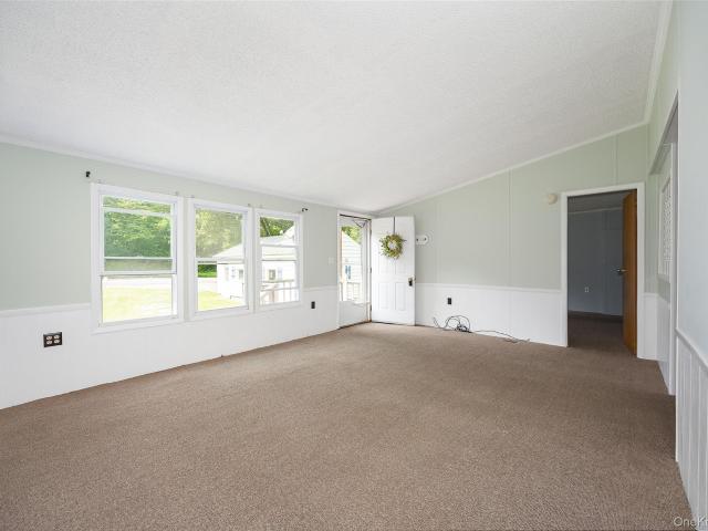 House for sale in Rhinecliff, Town of Rhinebeck
