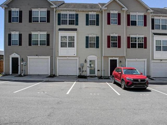 Townhouse for sale in Greencastle, Pennsylvania