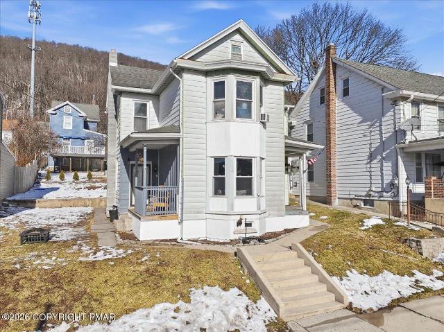 House for sale in Carbon, Pennsylvania