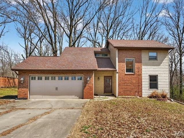 House for sale in Troy, Illinois