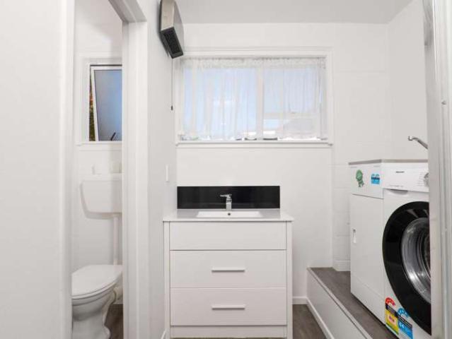 Apartment for sale in Merivale, Canterbury