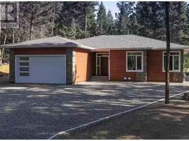 House for sale in 108 Mile Ranch, British Columbia