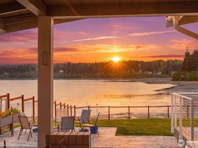 House for sale in Freeland, Washington
