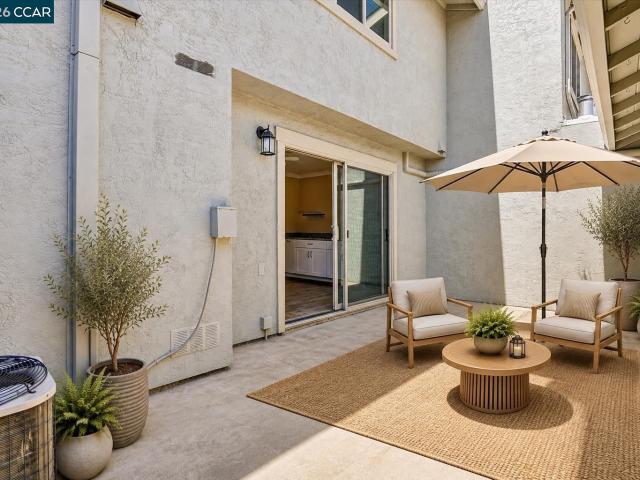 Townhouse for sale in Concord, California