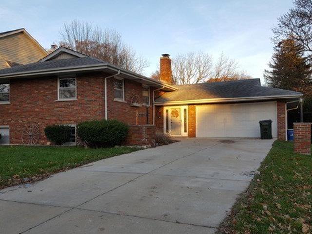 House for sale in Downers Grove, Illinois
