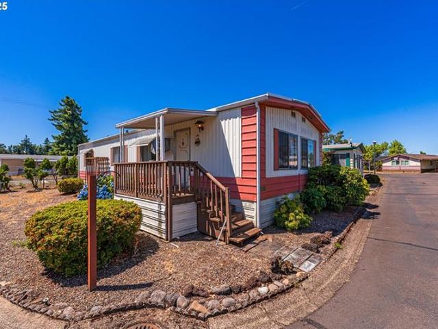 House for sale in Oregonia