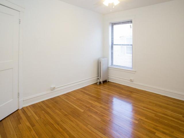 Apartment for rent in Chicago Park, Illinois