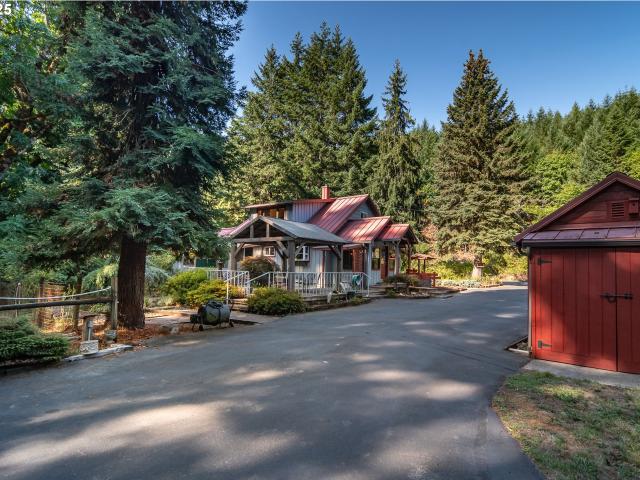 House for sale in Drain, Oregon