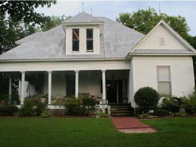 House for sale in Arab, Alabama