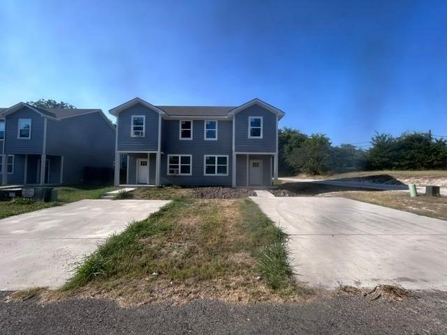House for sale in Tom Bean, Texas